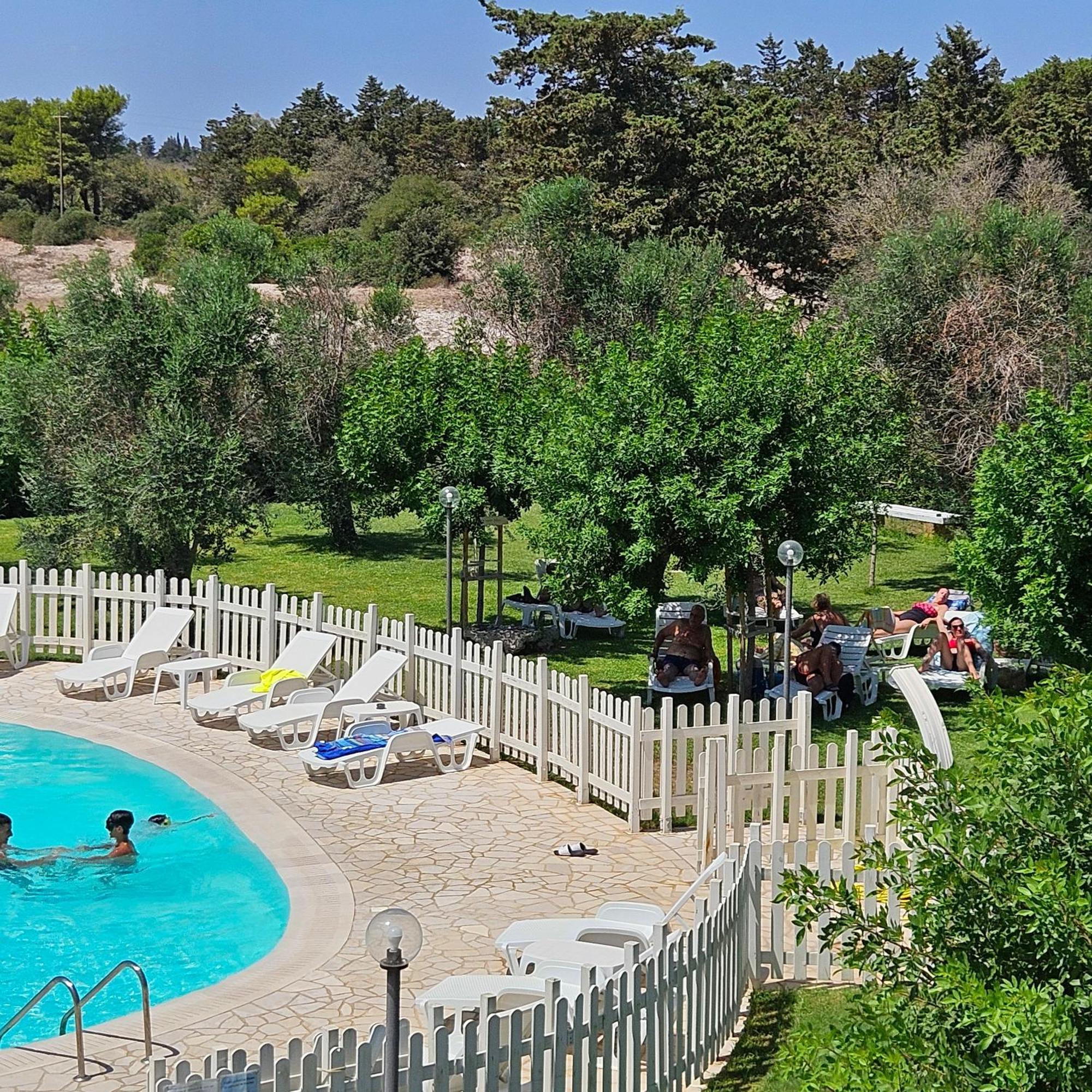 Agriturismo La Rondine Отранто Екстериор снимка
